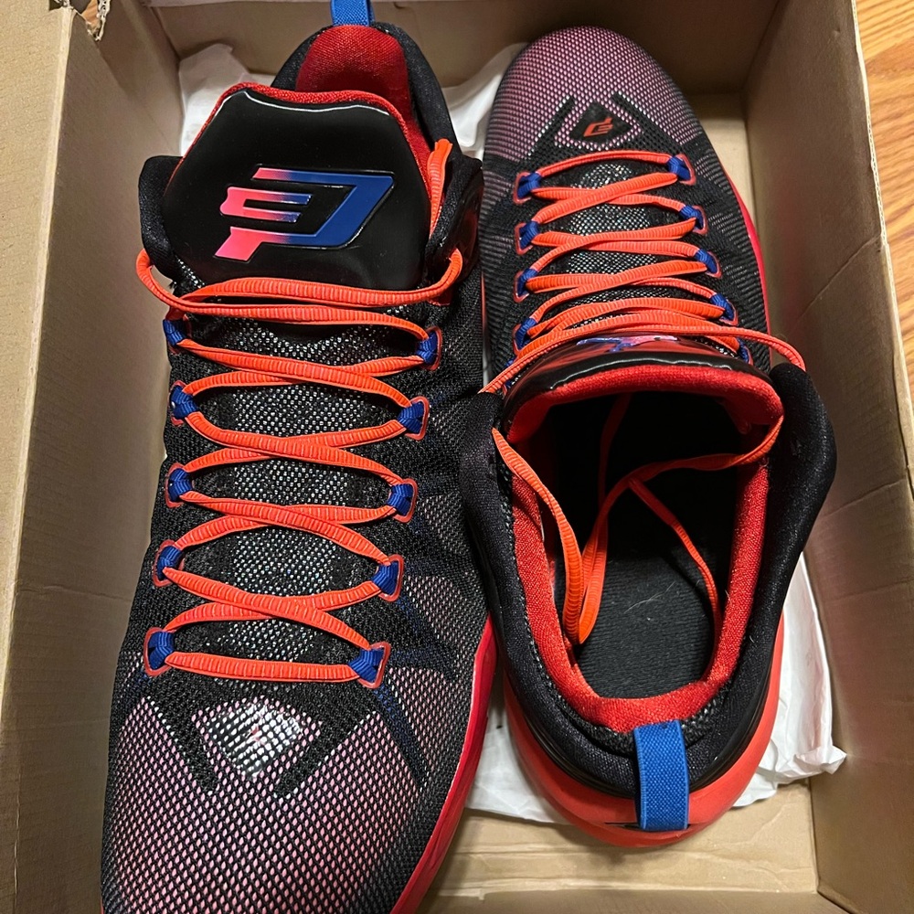 EUC Jordan CP3.VIII AE Size 13 - Picture 2 of 4